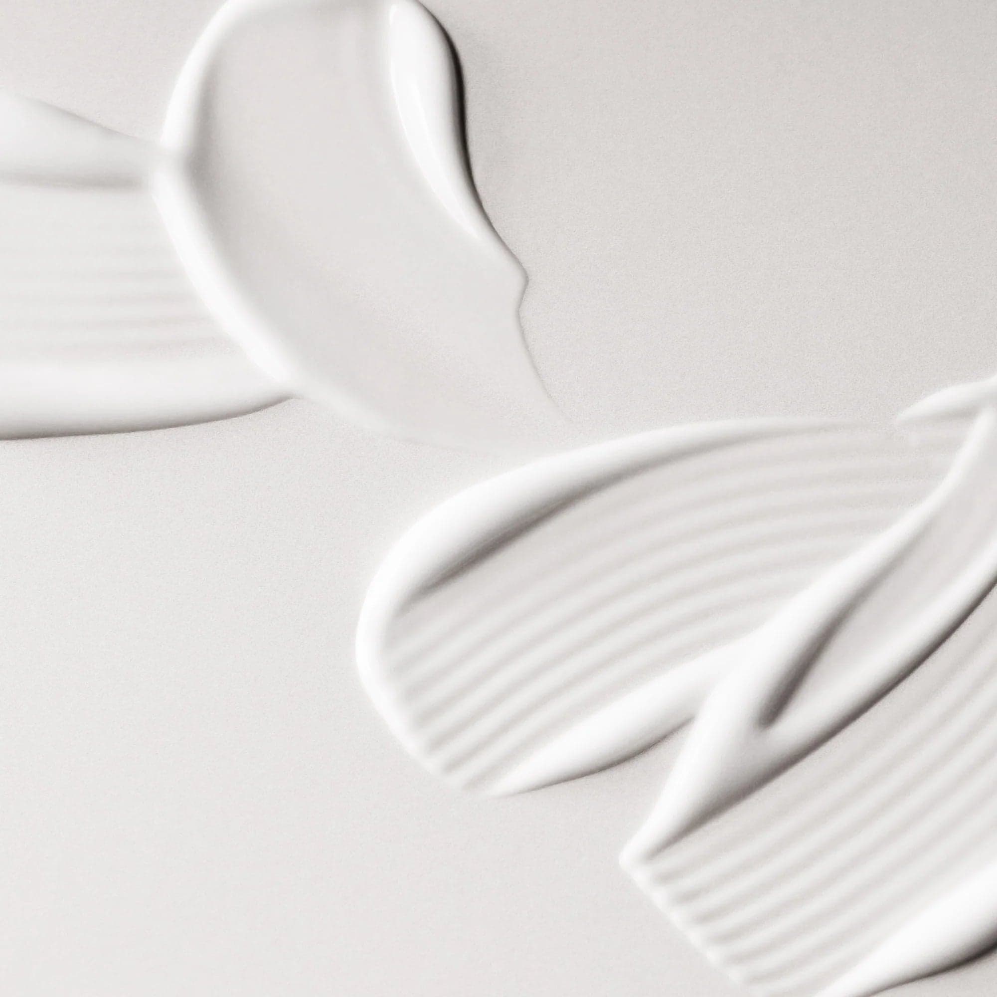 Essence Moisturizer thumbnail 3