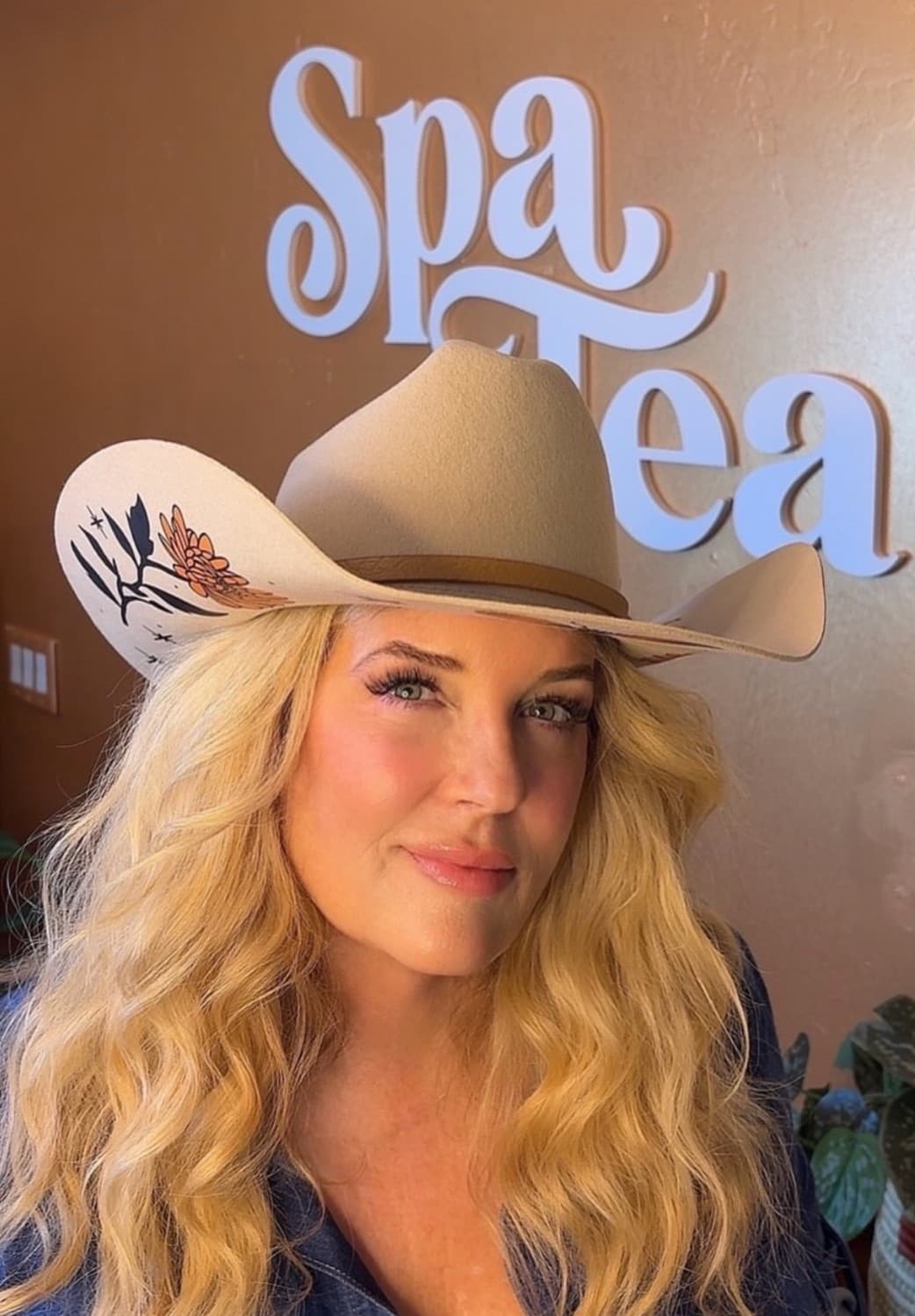 Jill Marie in her Spa Tea studio